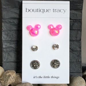 Trio Dainty Earrings IT’S THE LITTLE THINGS Card